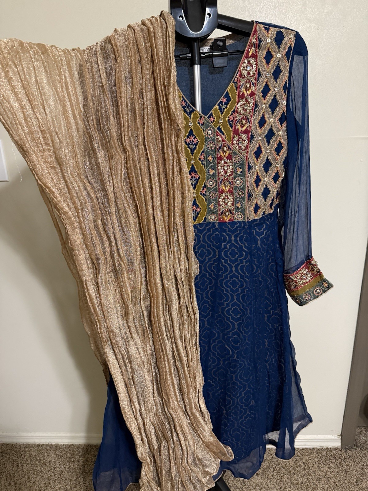Pakistani Brand Chinyere Women’s M Blue Embroidered Kurta, Trouser with Dupatta