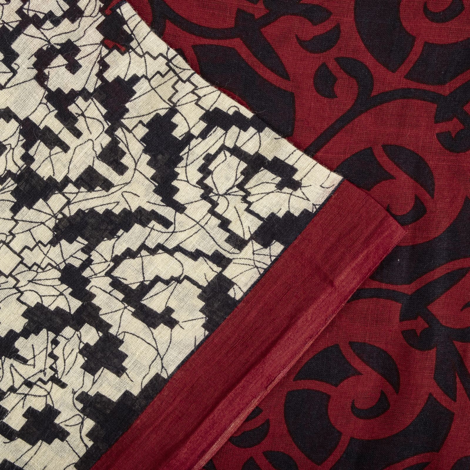Sanskriti Vintage Saree Red-Black Pure Cotton Damask Printed Sari Fabric 5+Yard