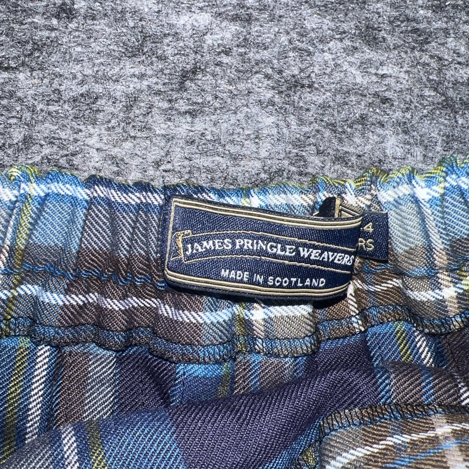 James Pringle Weavers Royal Stewart Kid’s Sz 3/4 blue Tartan