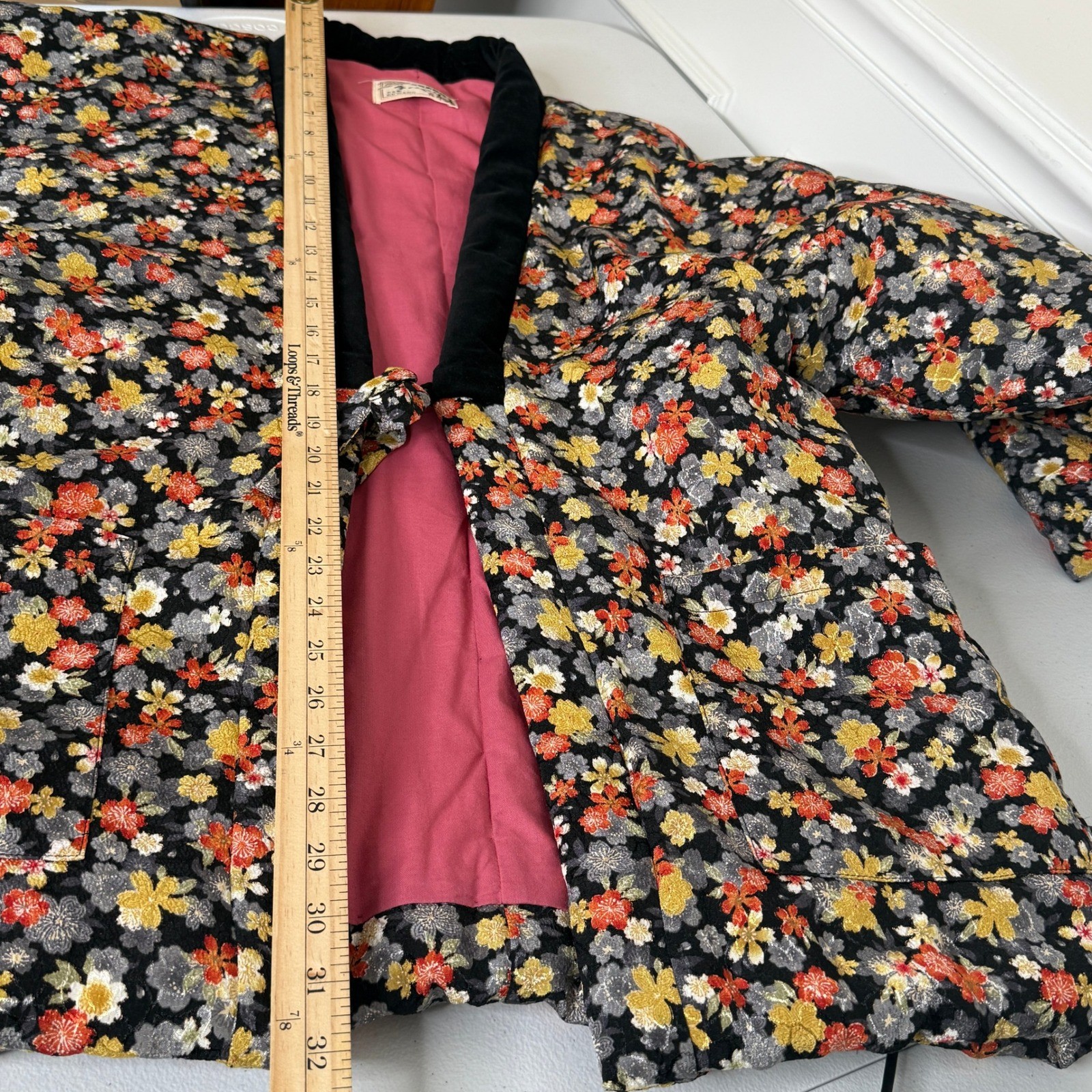 Vintage Japanese Quilted Kimono Jacket Black Velvet Trim Womens Medium Large