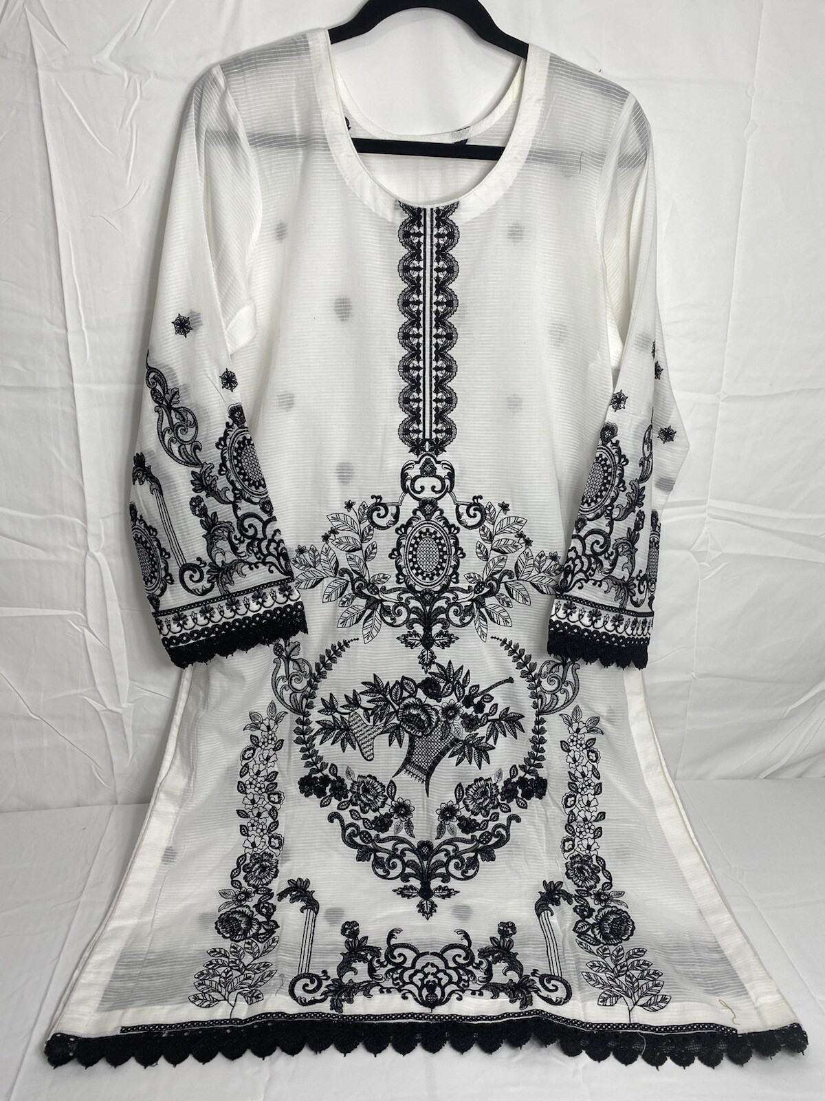 Pakistani Banarsi Lawn kameez Shalwar embroidery Large Bust 42 Banarsi Dupatta