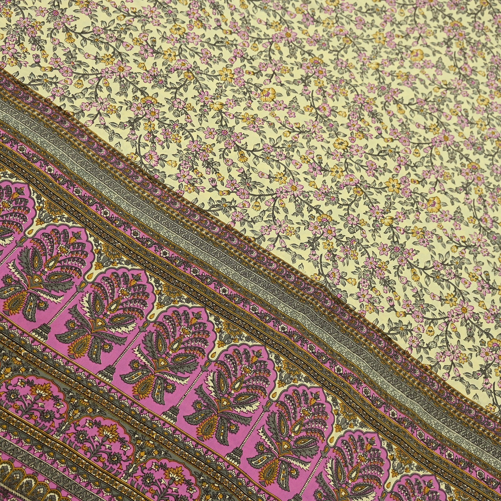 Vintage Sari Ivory & Pink Moss Crepe Printed Sarees 5yd Craft Fabric Sewing Soft