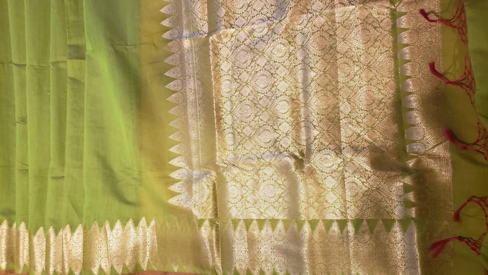 Jute Silk Saree Zari Border & Pallu Unstitched Brocade Zari Blouse Party Wear