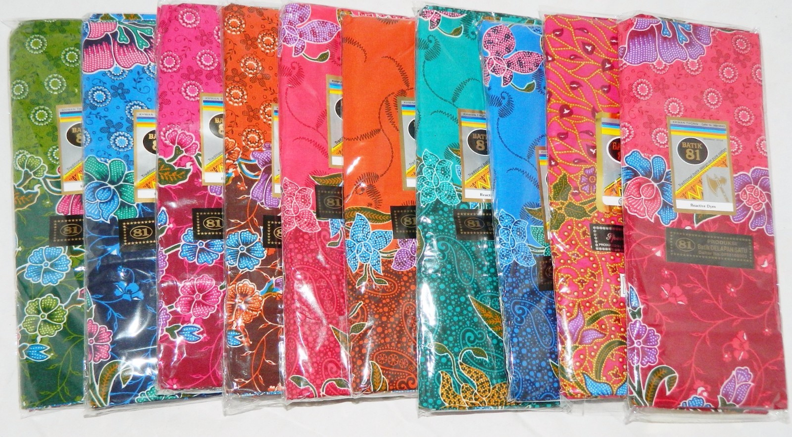 BEAUTIFUL Batik Skirt Sarong Sinh Thailand Laos Wrap Style-One Size-Choose Color