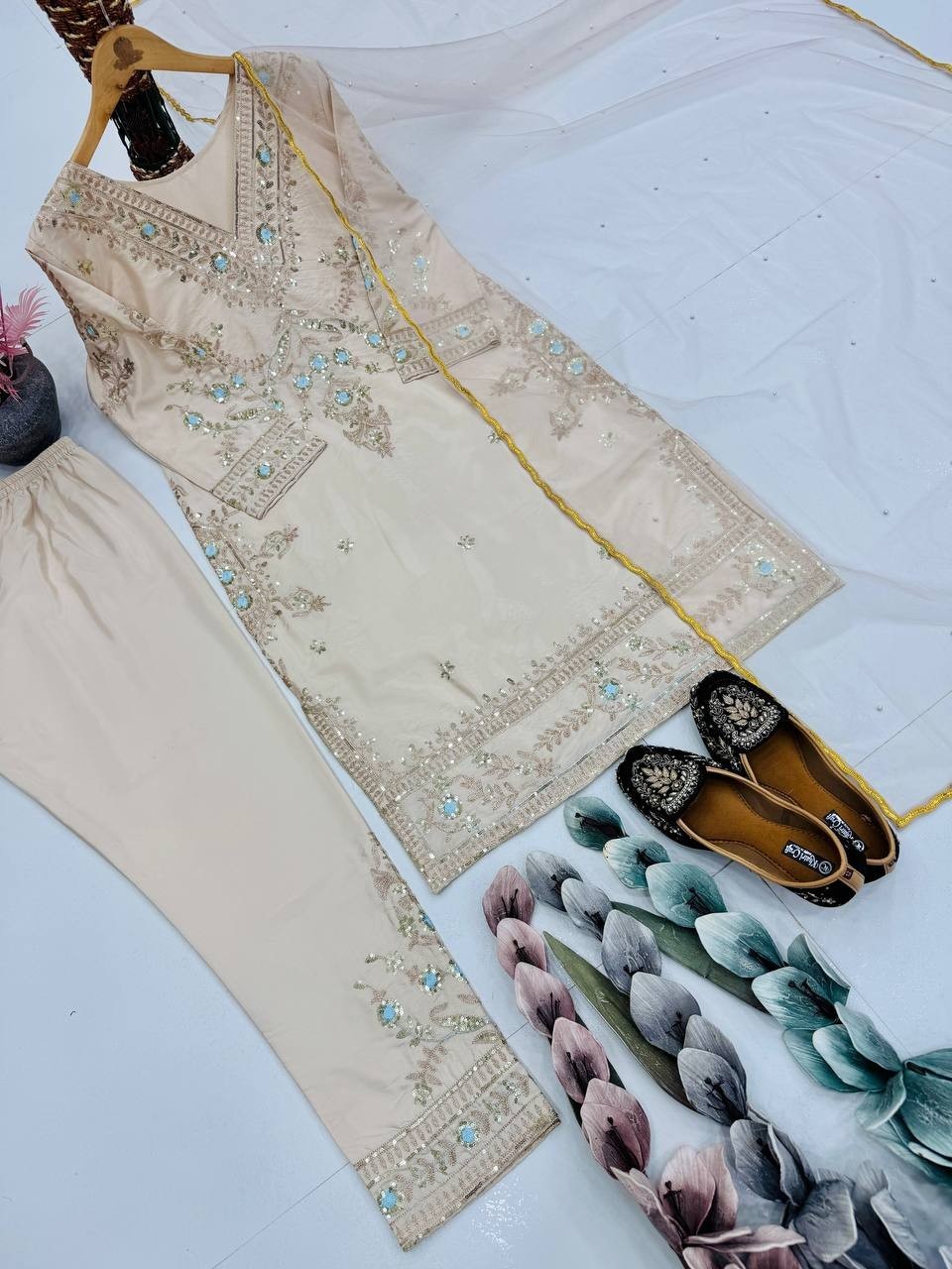 New Fashionable Off White Natural Silk Salwar Kameez With Net Dupatta For Women