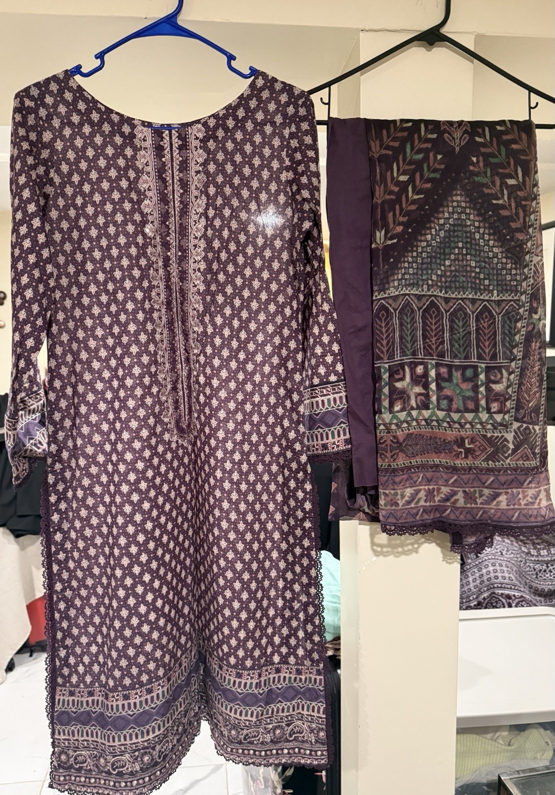 Pakistani/Indian Ready To Wear 3 Piece Suit Sapphire Brand
