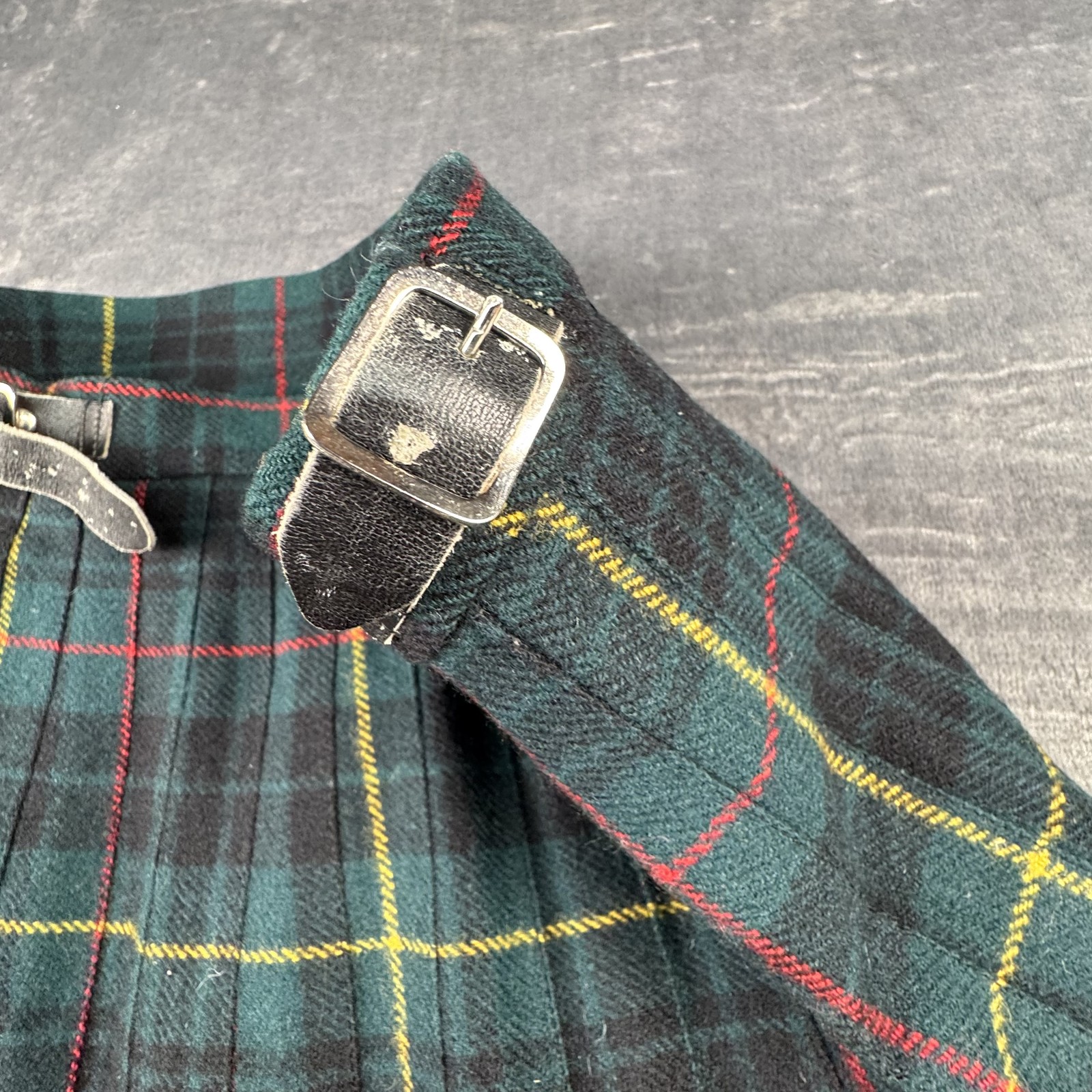VTG Pitlochry Knitwear Pure New Wool Tartan Kilt Skirt Size 14 Plaid Scotland