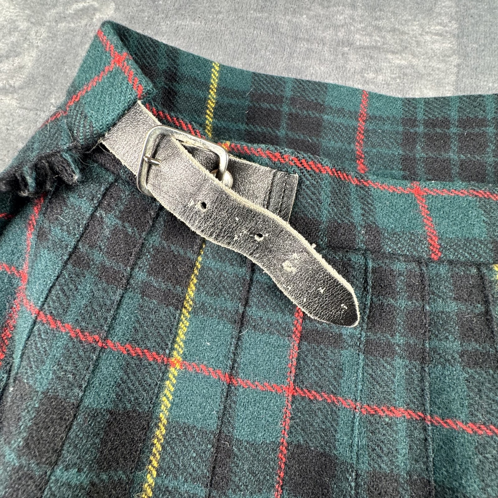 VTG Pitlochry Knitwear Pure New Wool Tartan Kilt Skirt Size 14 Plaid Scotland