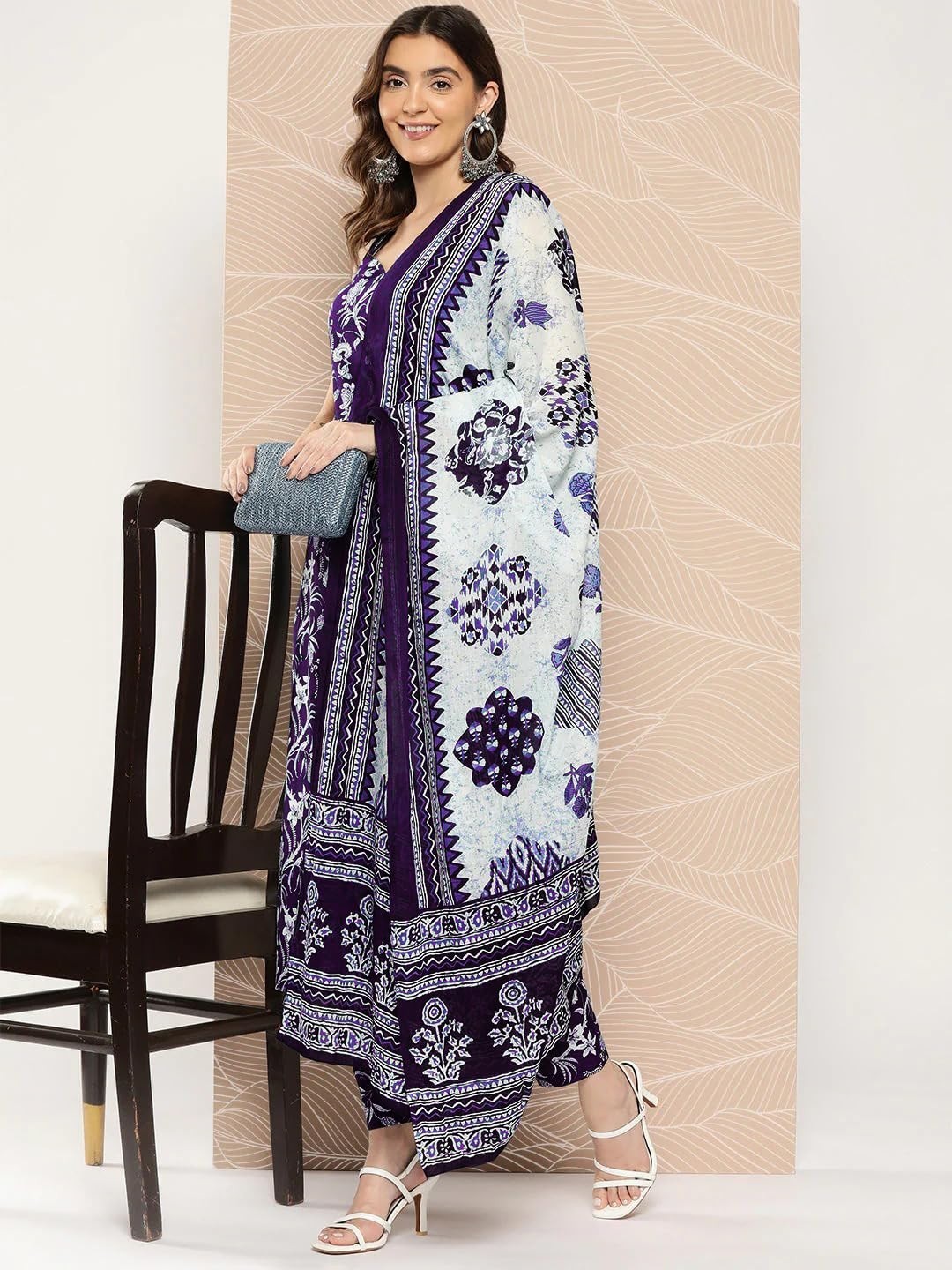 Women Rayon Blend Kurta Pant With Dupatta