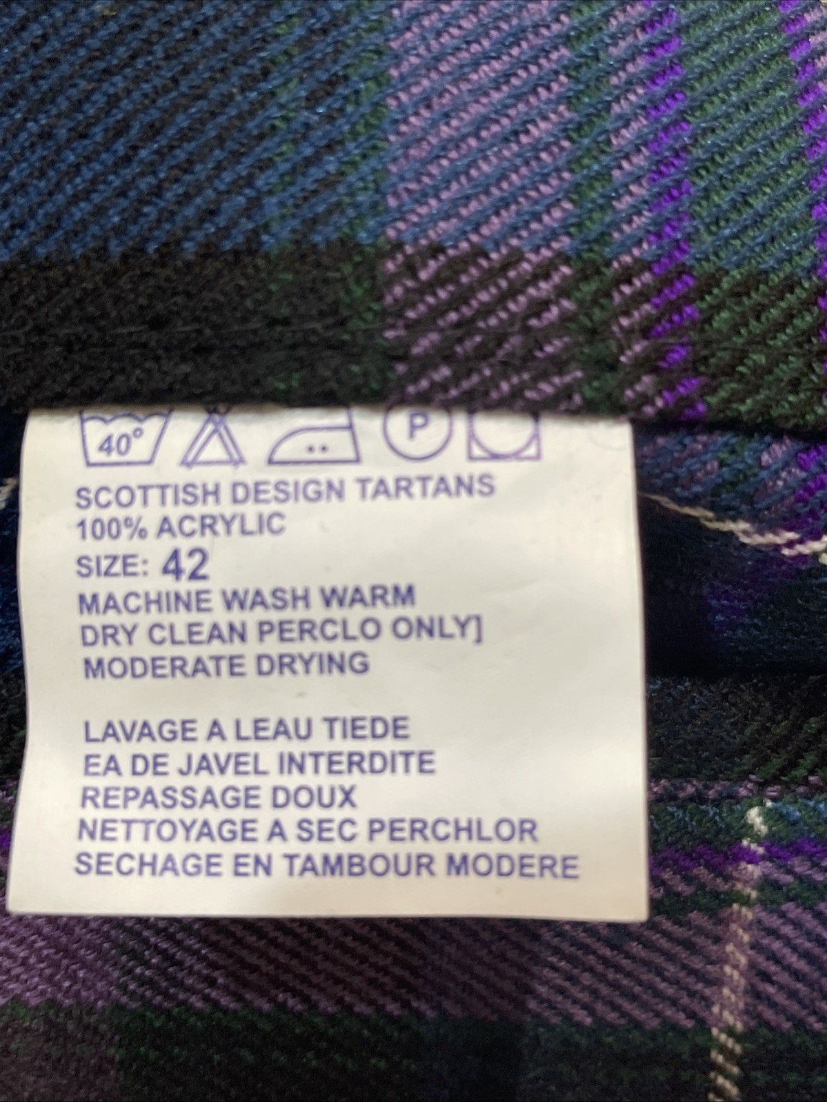 Kommando Kilts Scottish Design Tartans Acrylic Kilt Blue/Purple Plaid Sz 42 NEW