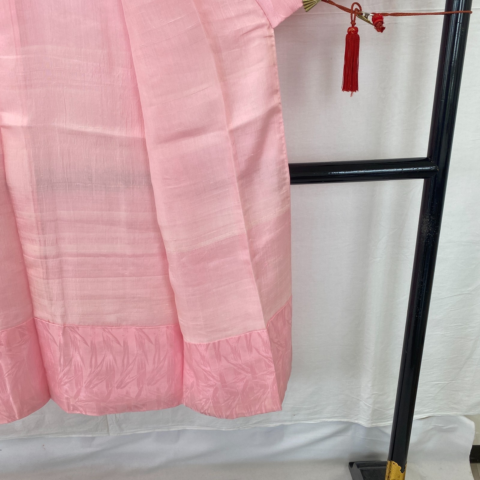Japanese Vintage Kimono Polyester Pink No Lining Traditional Length 48 in