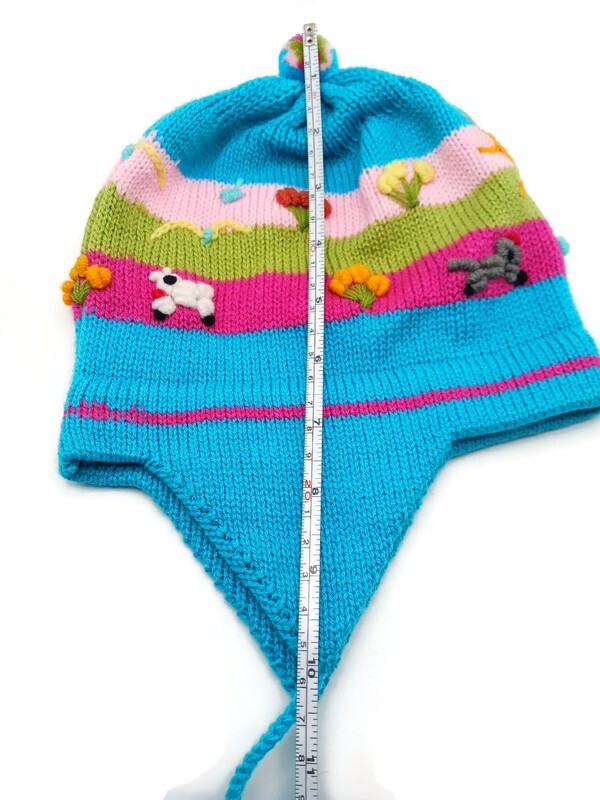 Handmade Chullo for kids – Peruvian Warmer hat for Winter knitting in Woll