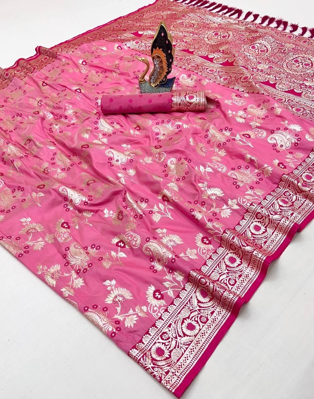 Bollywood Banarasi Silk Saree Pure Zari Weaving with Unstitched Blouse Piece