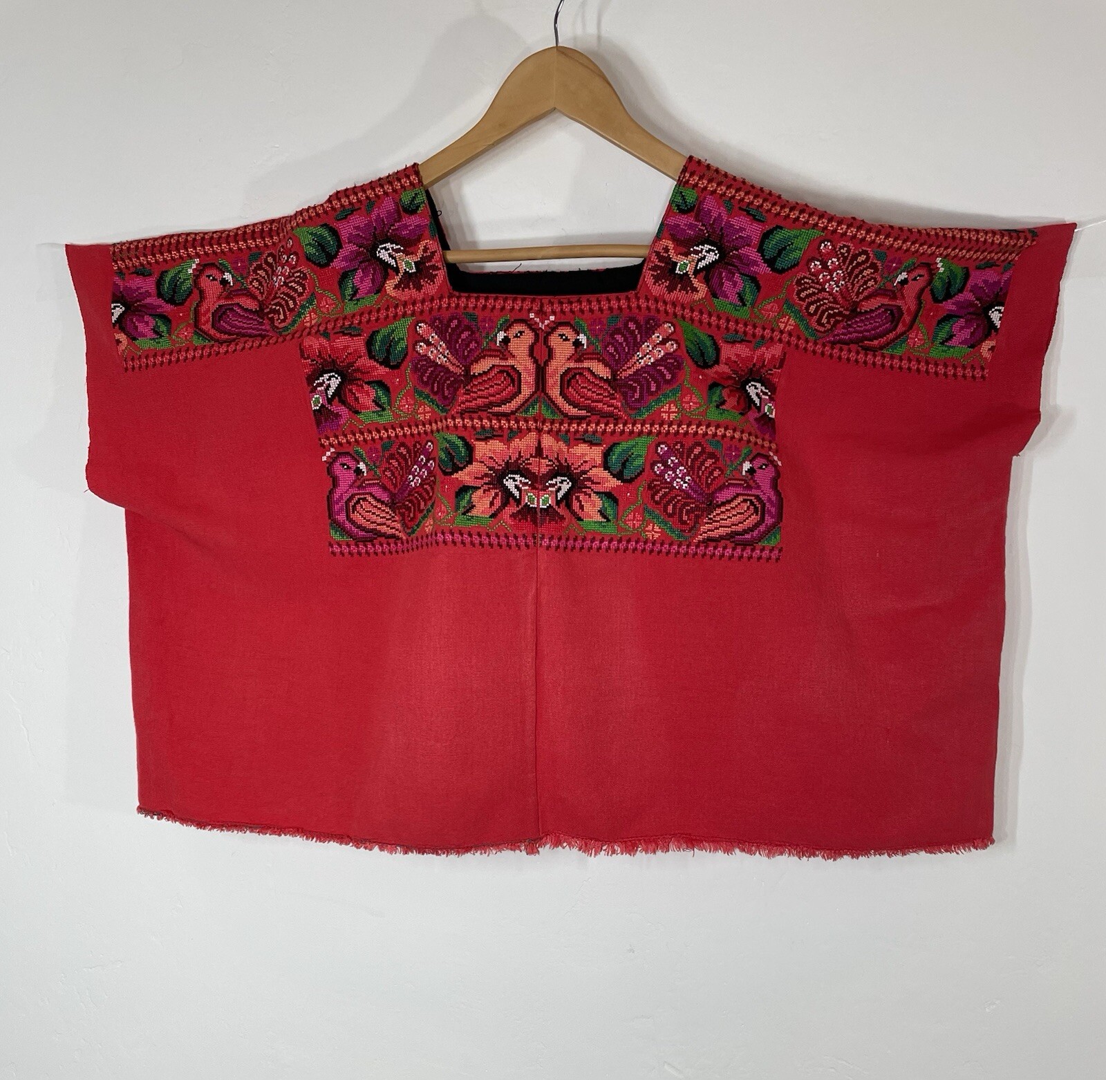 Guatemalan Mexican Huipil Tunic Top Birds Flowers Embroidered One Size Fit M/L