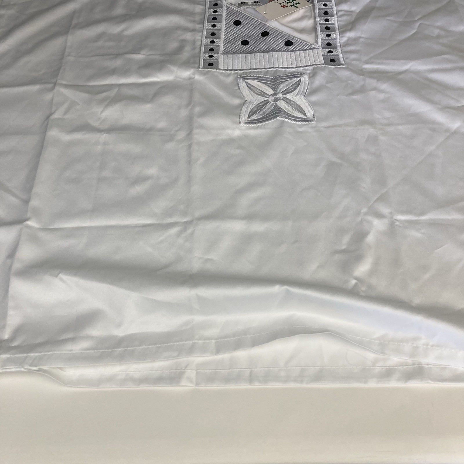 HD African Nigerian Mens Sz XL Agbada/ Caftan Shirt White Black Embroidery New