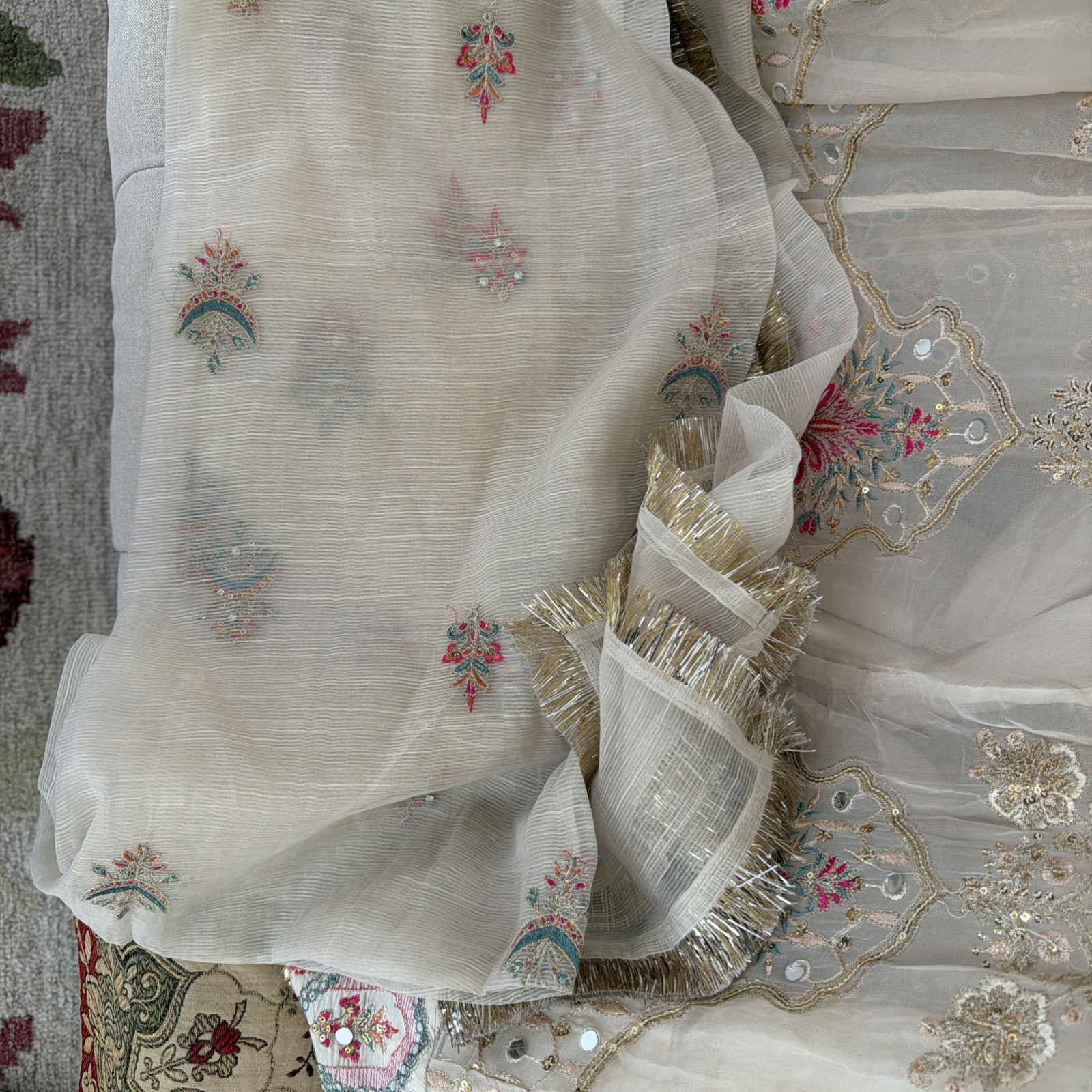 Rafia RK1225L Off White Bridal Wear Large 2 PCs Abaia Chif + Dupatta Net Cotton