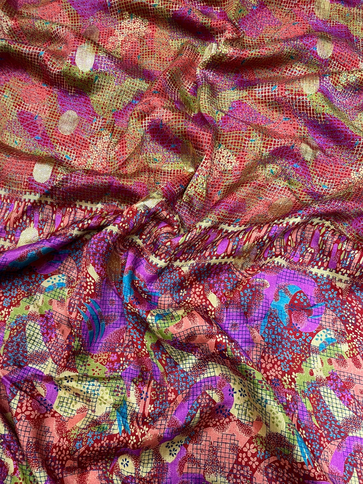Vintage Chiffon Silk Saree, Lightweight Fabric for DIY & Sewing CS1106