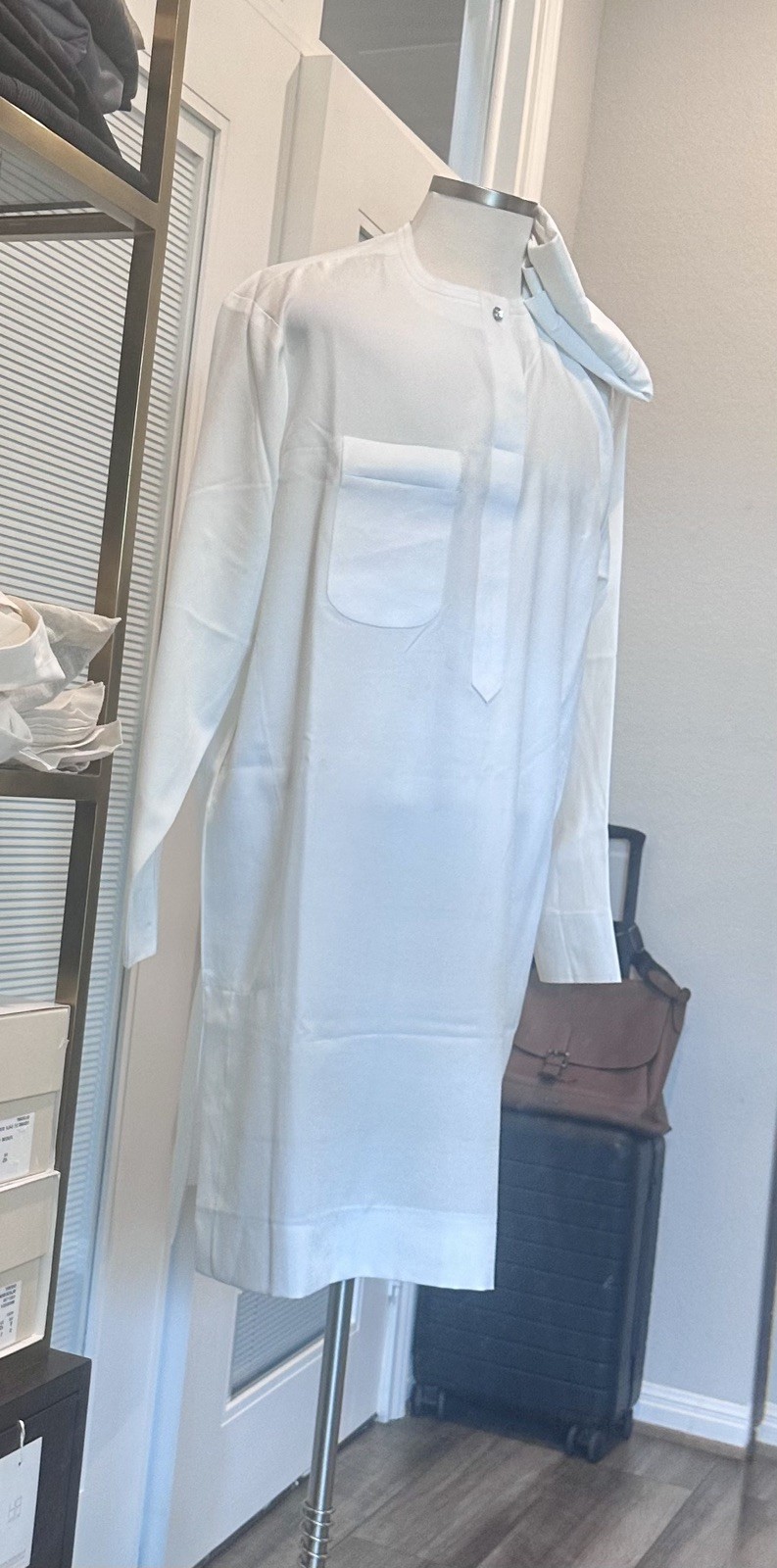 2piece set of African/Nigerian inspired Kaftan. L/sleeve in men’s Size 2XL