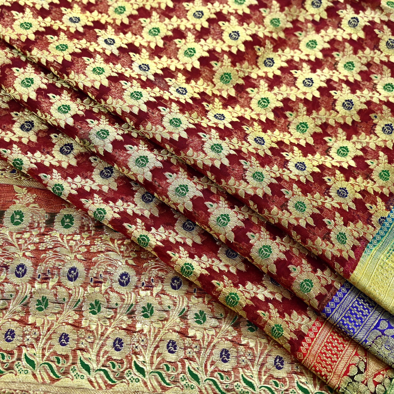Vintage Sari Heavy Maroon Pure Organza Silk Woven Brocade Banarasi Sarees Zari
