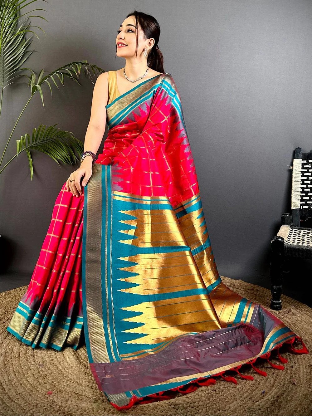 Red Women Silk Saree Dual Tone Gold Zari Saree Luxury Woven Designer With Blouse