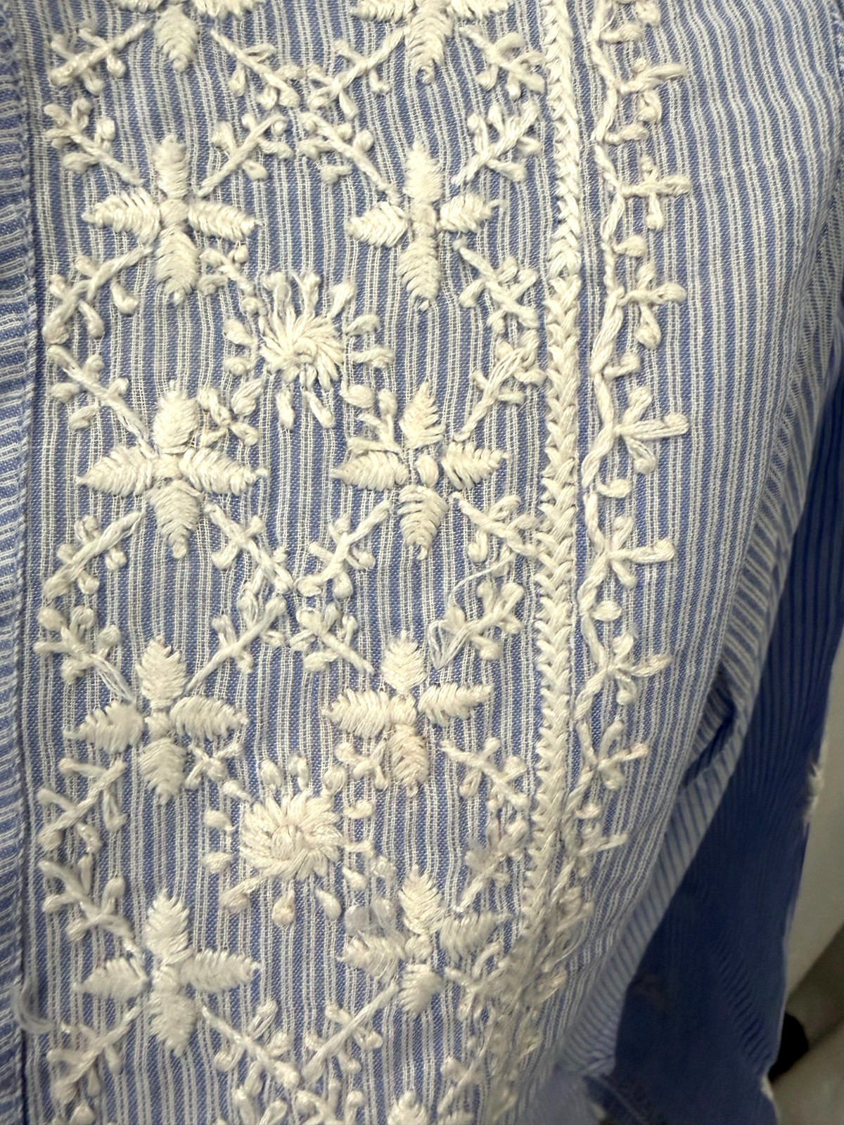 Chikankari Embroidered Lal Behari Tandon Medium Kurta Blouse Top Handloom Shirt