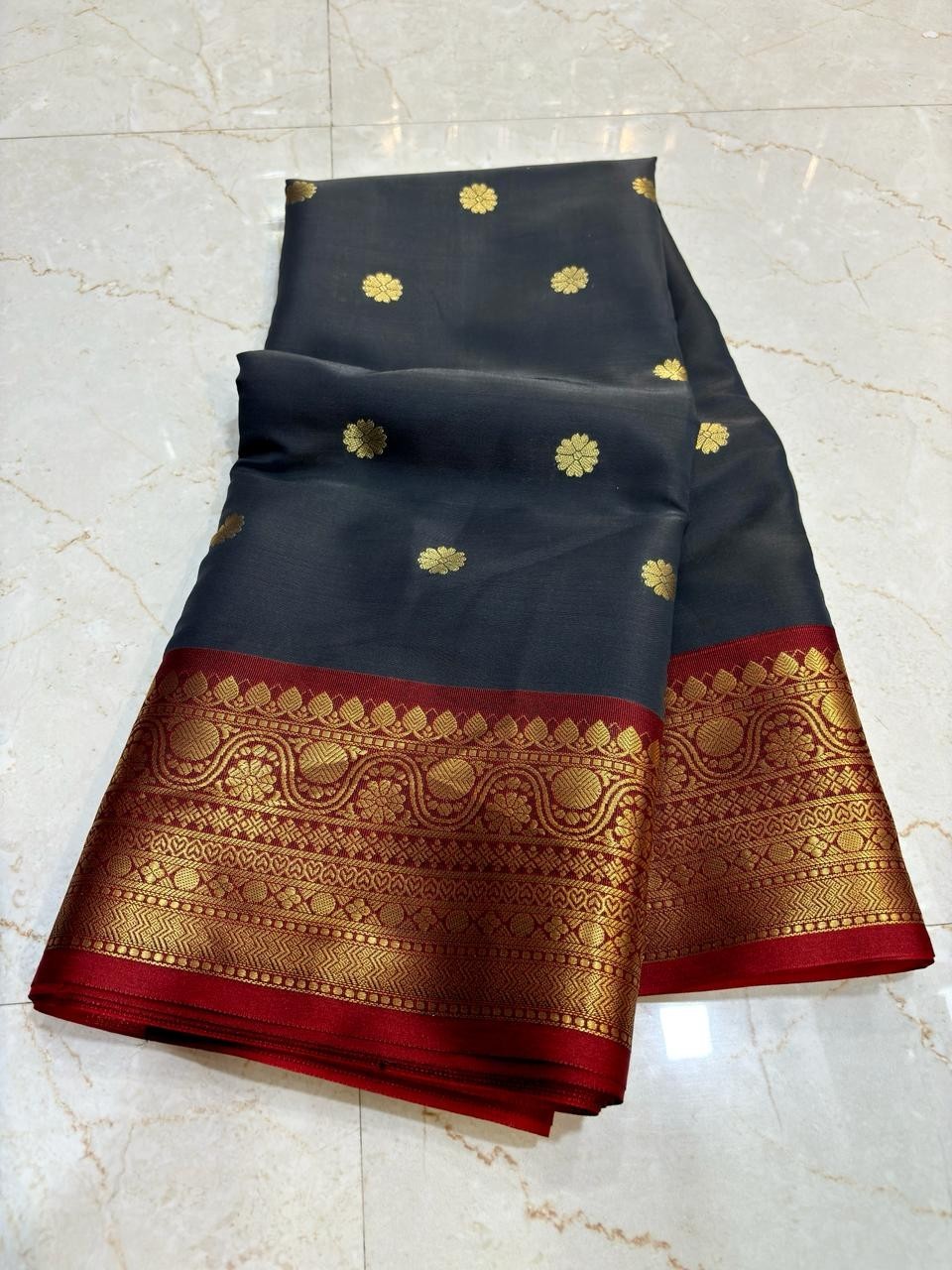 Banarasi Semi Katan Silk Saree Golden Zari Weaving Booti Contrast Border Sari