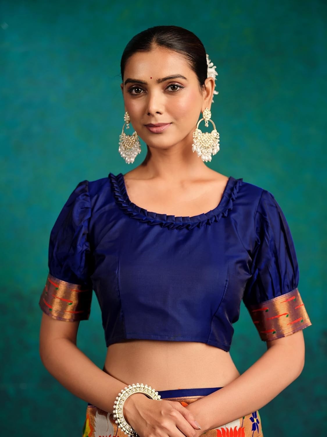 Women’s Pure Silk Paithani Woven Saree With Blouse Piece