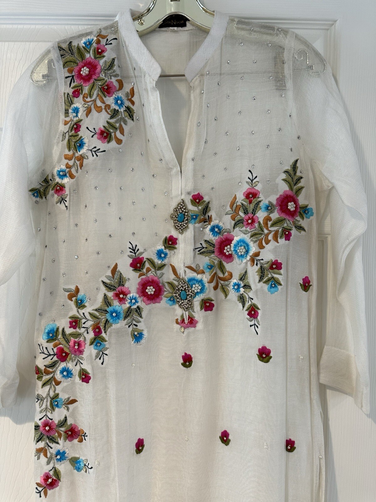 AGHA NOOR Off-White Cotton Net Kurta (Medium)