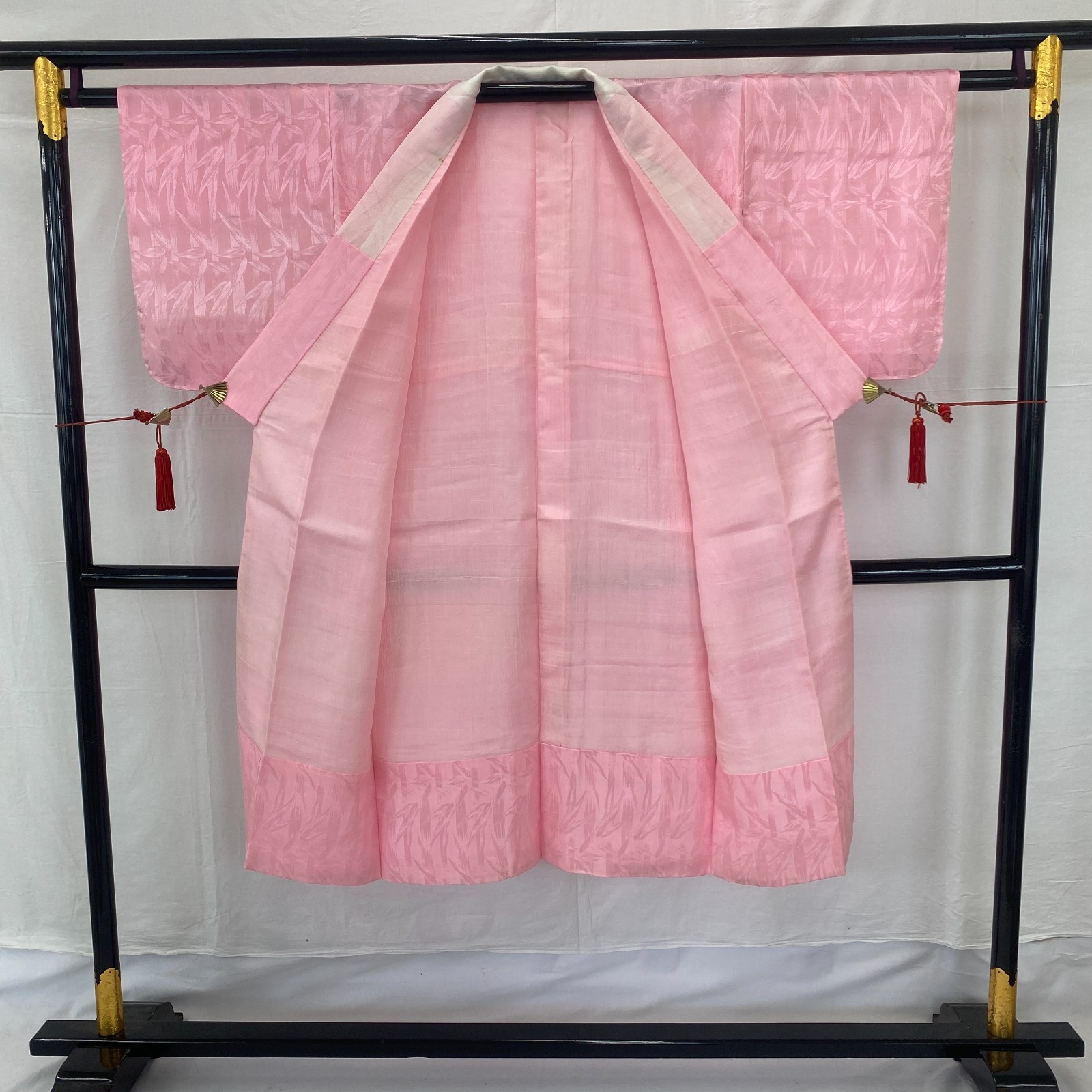 Japanese Vintage Kimono Polyester Pink No Lining Traditional Length 48 in