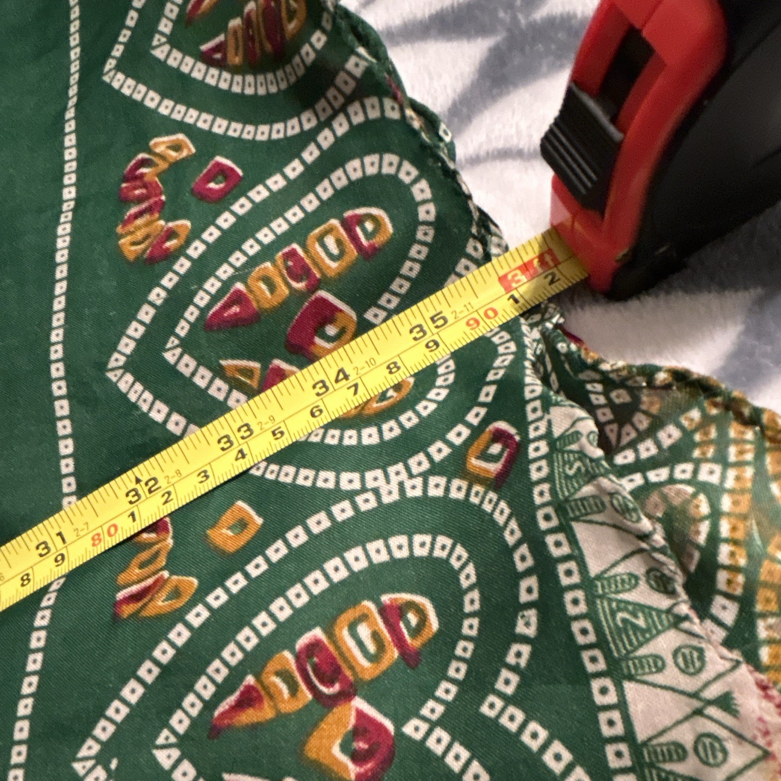 Handmade Women’s Woven Polyester Saree Pink Green Beige Gold Red Made in India