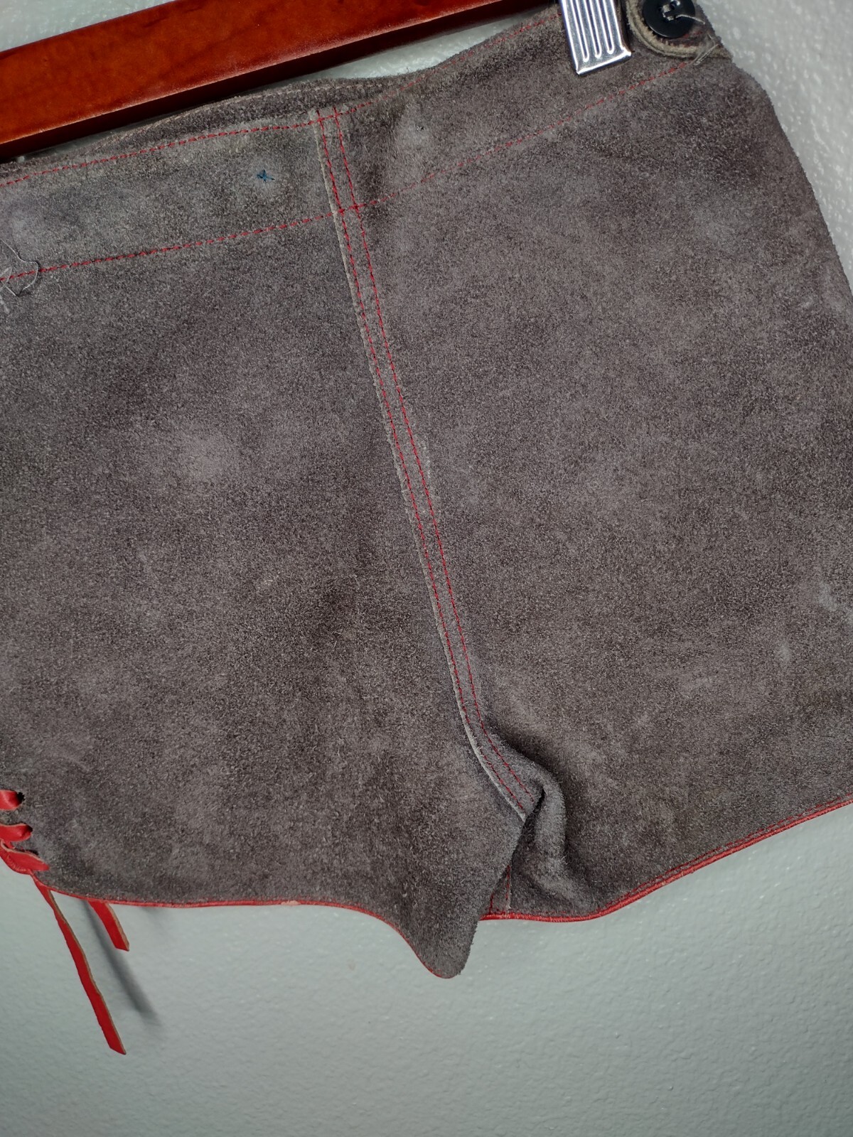 Vintage Girls Leather German Lederhosen Youth Kids Oktoberfest Shorts Heart B