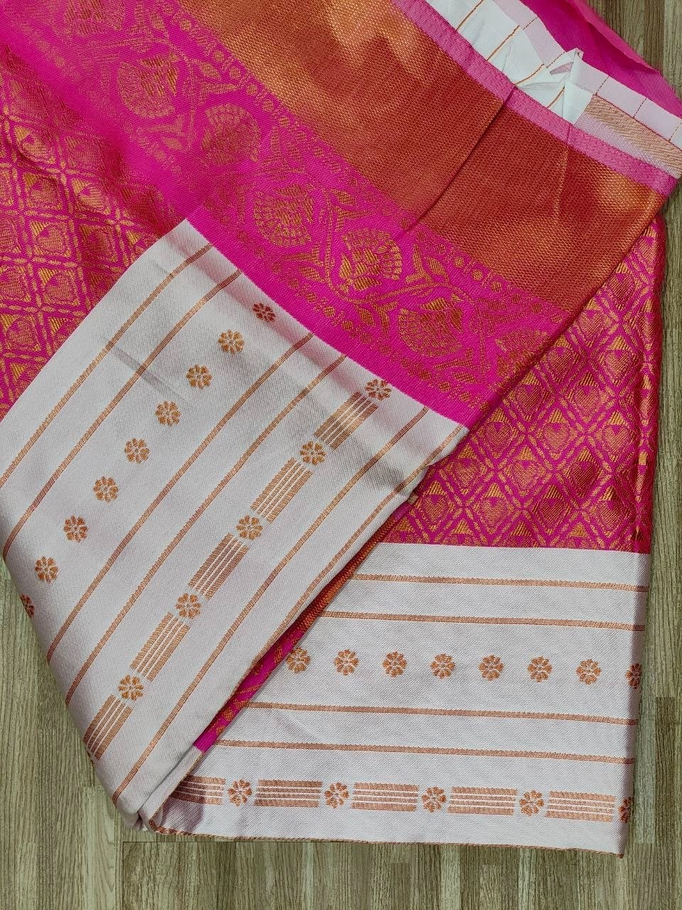 South Indian Bridal Silk Saree Designer Bollywood Style With Unstitched Blouse