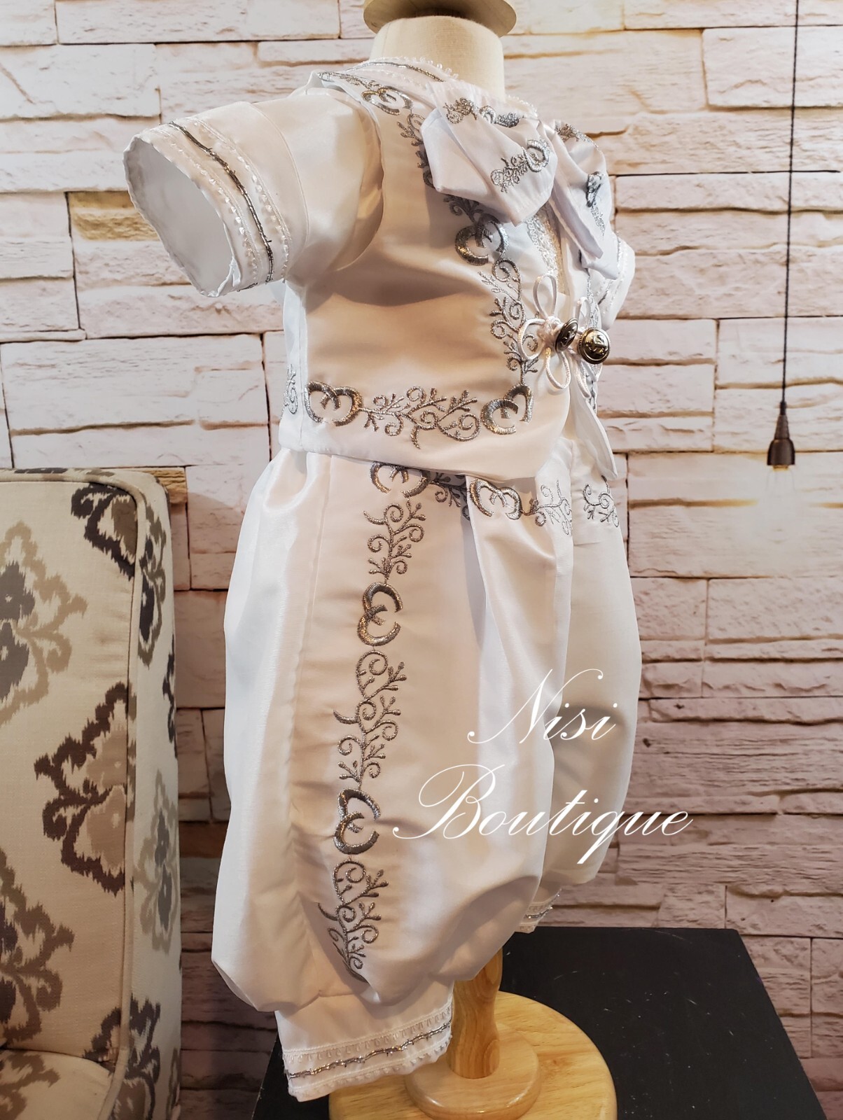 Free Shipping!! Beautiful Horseshoe 9 Pieces Boy Charro Suit Silver