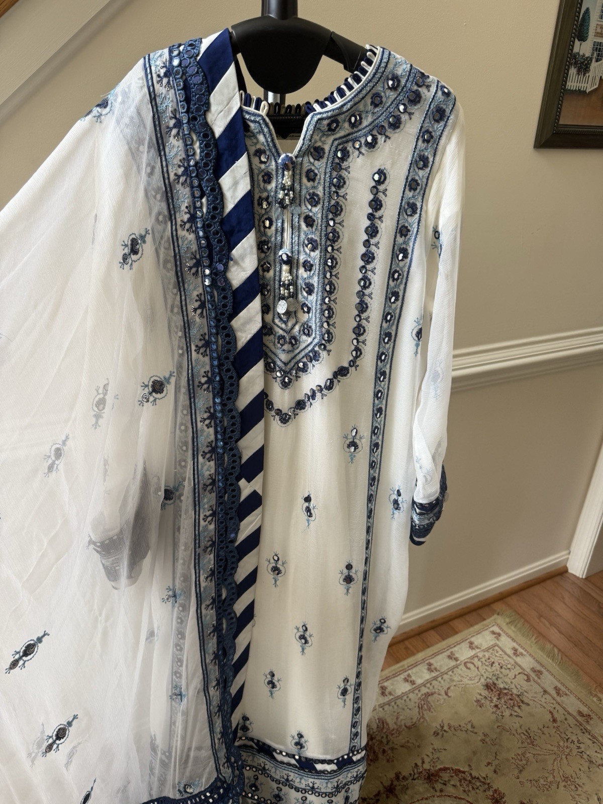 A R Collections Women’s White/Blue Embroidered Chiffon Salwar Kameez Size Small
