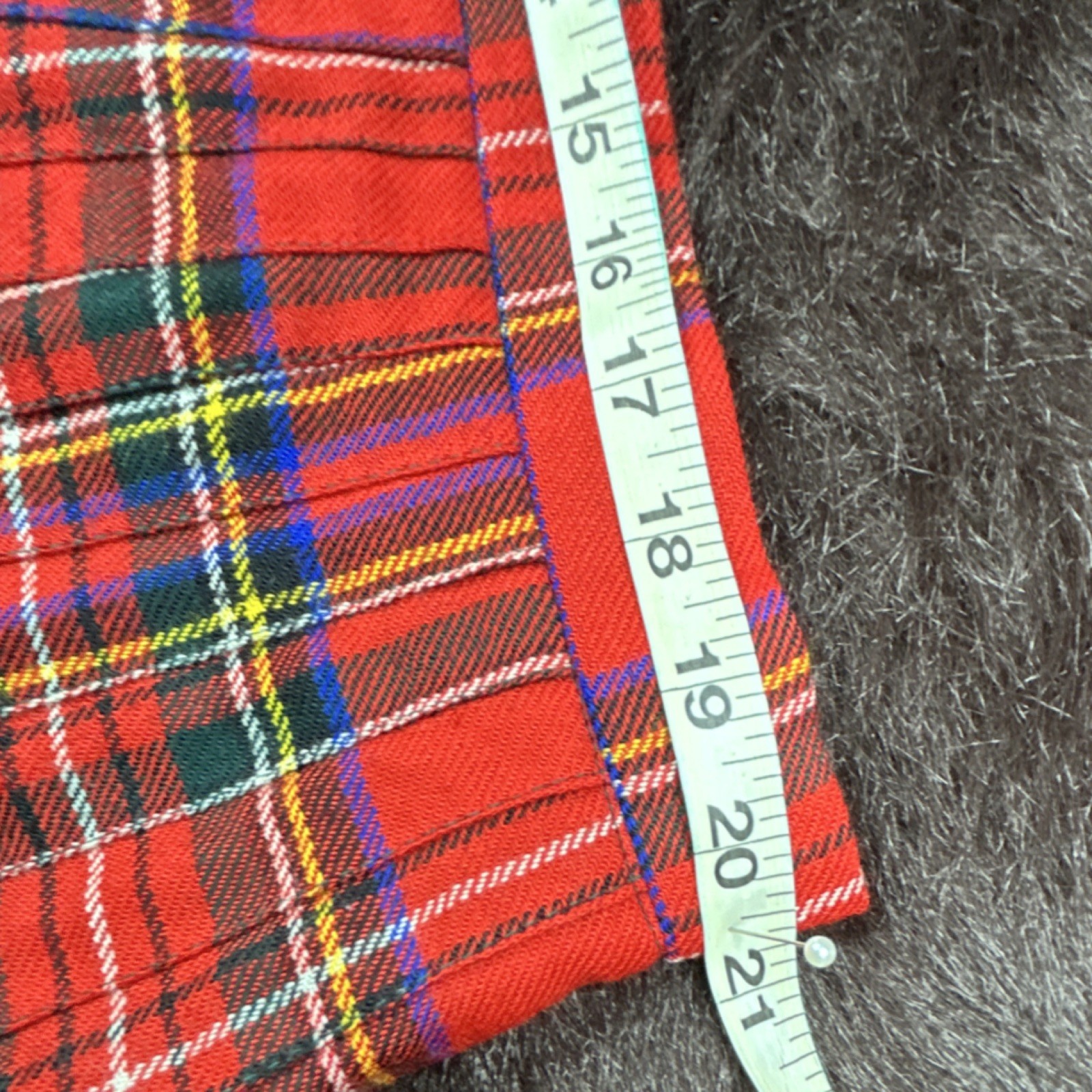 Highland Home Industries Women’s Red Traditional Kilt 100% Pure New Wool Size 12