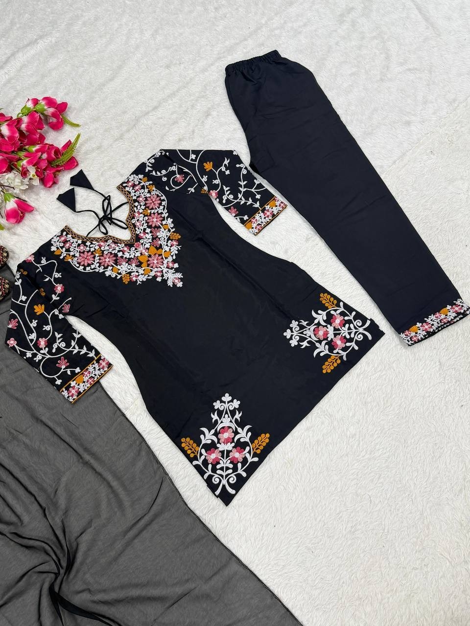New Launching Heavy Roman Silk Black Salwar Kameez With Dupatta For Party Wear