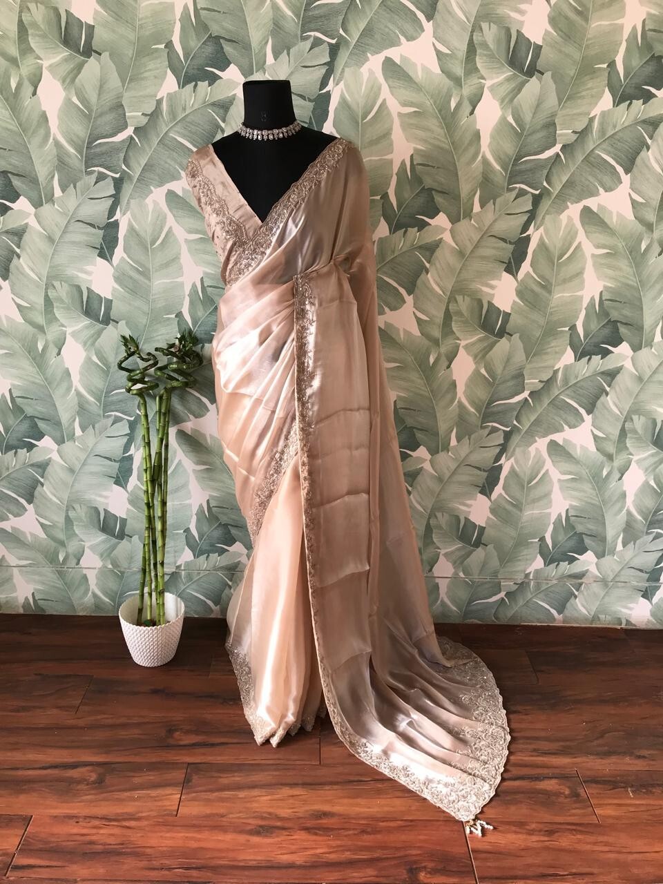 PURE ORGANZA SILK EMBROIDERY CUTWORK SCALLOP BORDER SAREE WITH CUTWORK BLOUSE