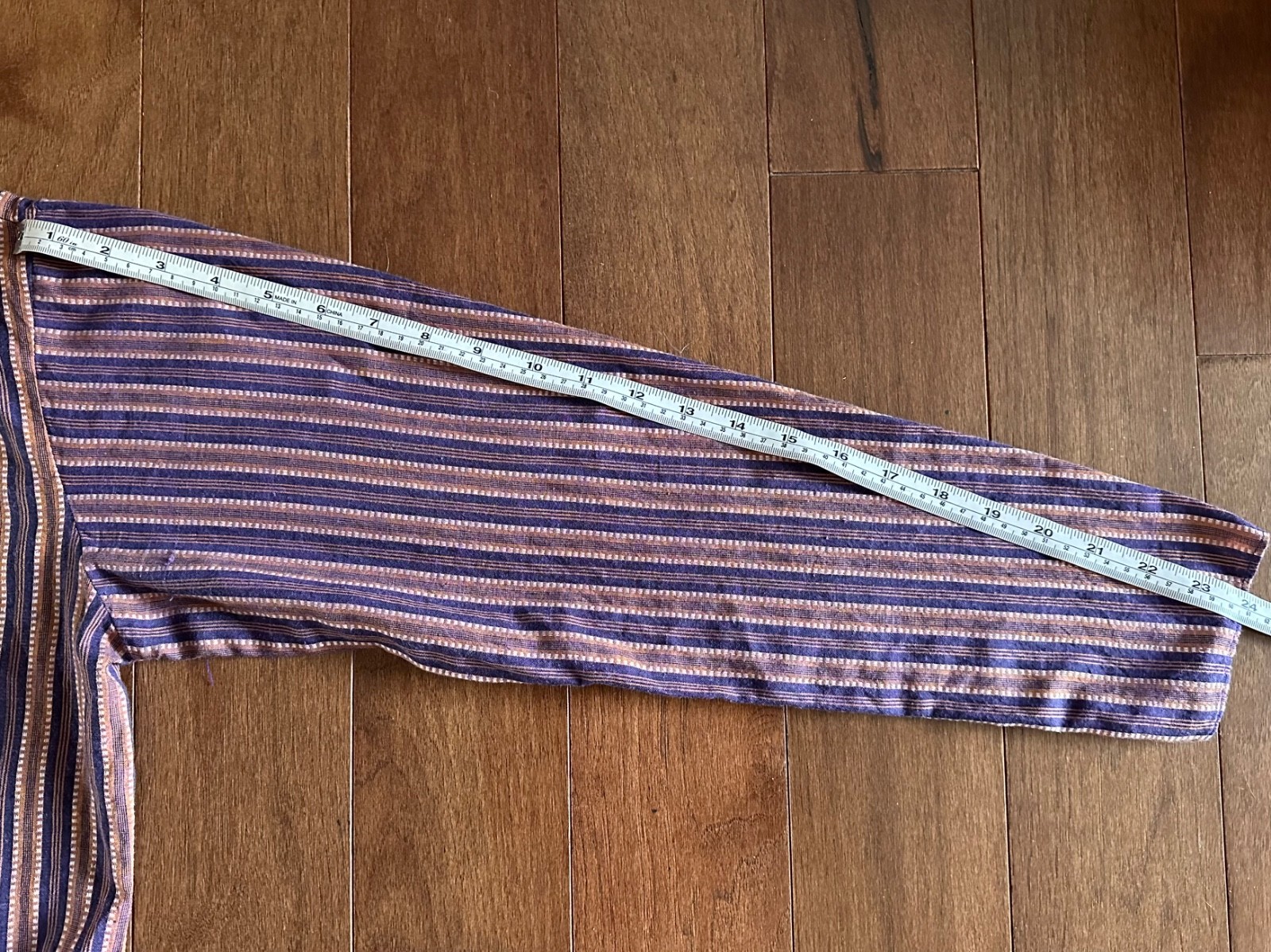100% cotton Indian, Bollywood Men’s Large Shirt Kurta. Maroon, blue stripes.