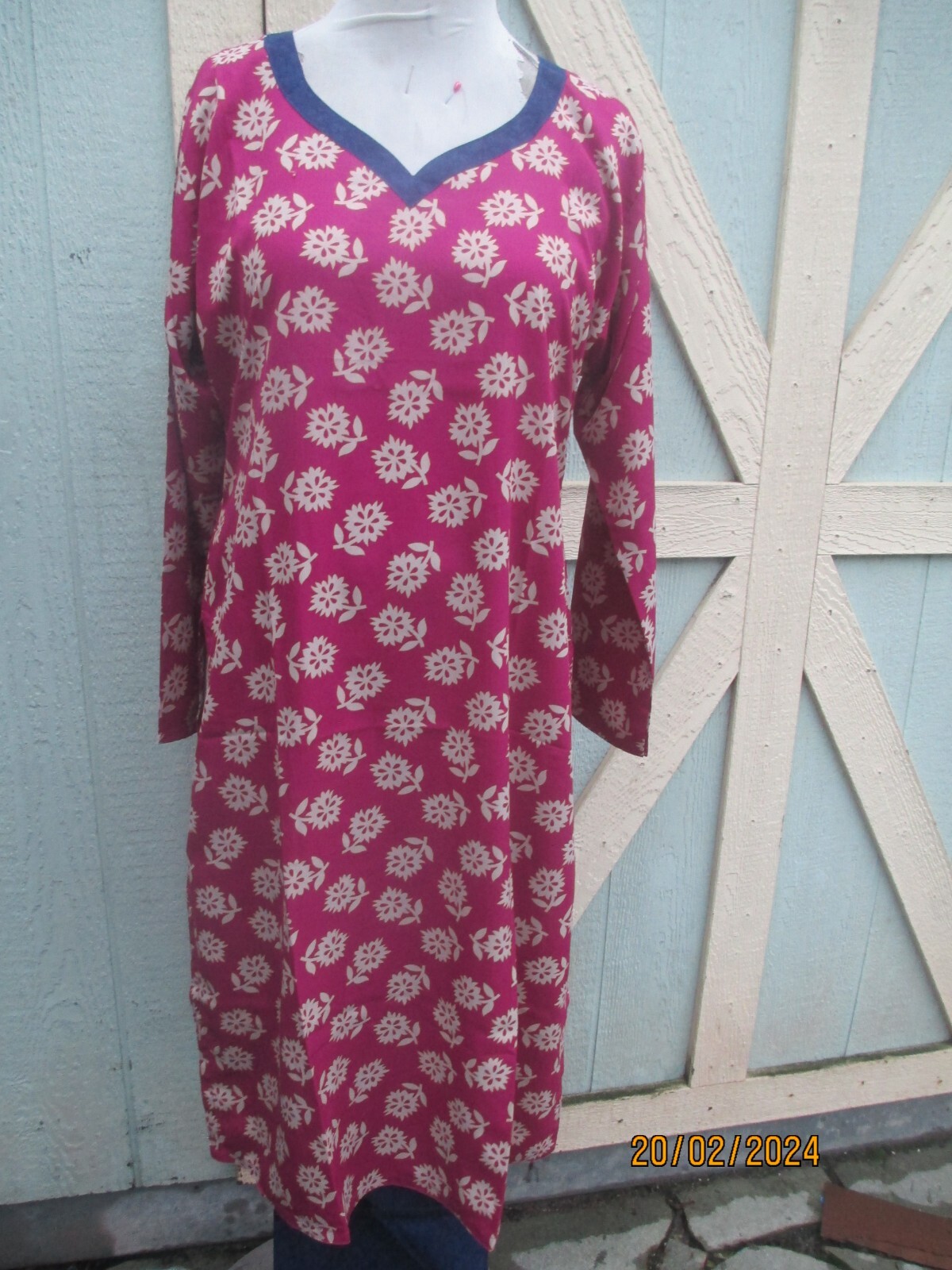 beautiful French crepe salwar kameez size L42