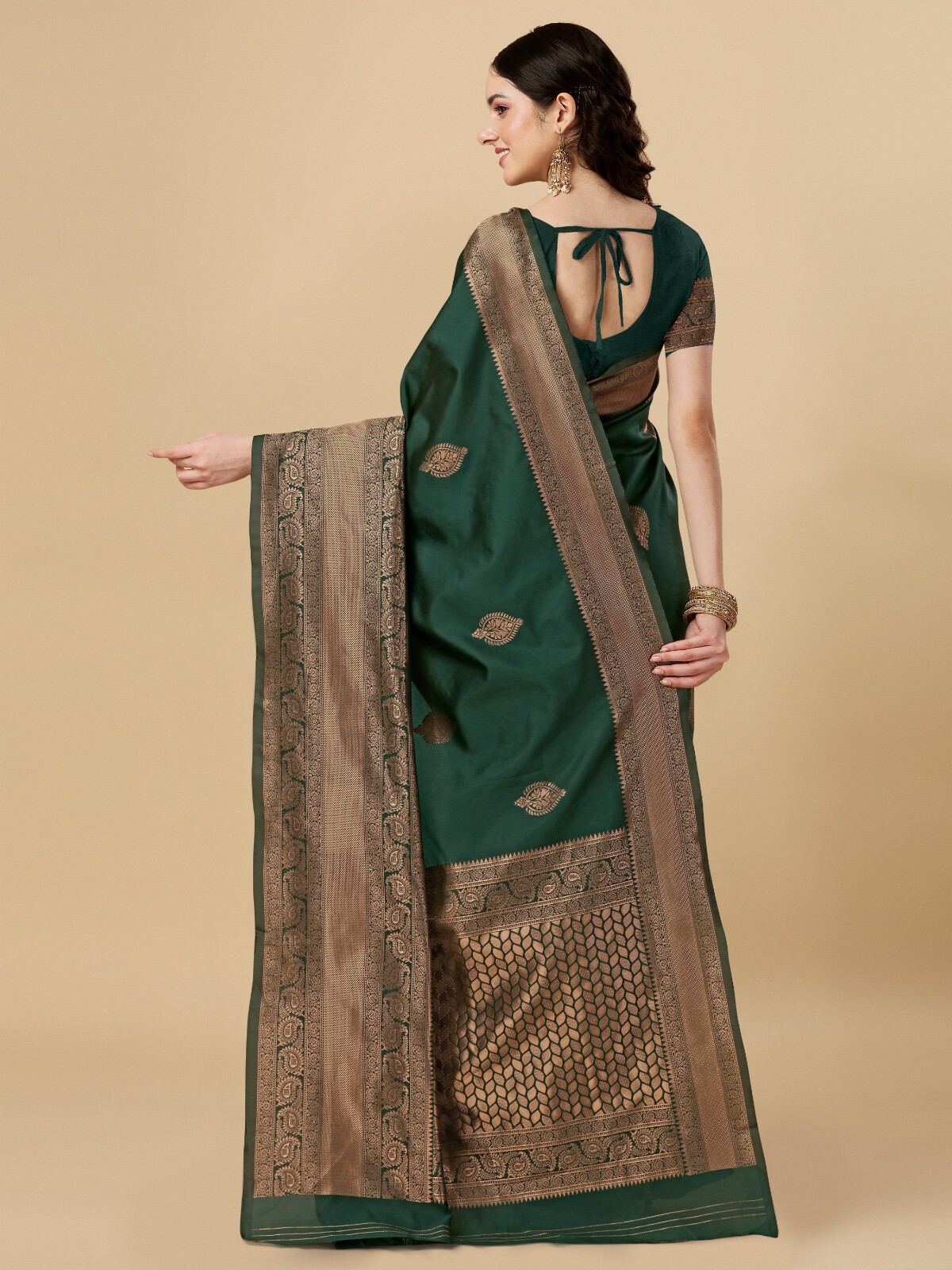 Areca Designer Copper Flower Pan Silk saree blouses women Saree Cut – 5.5 Meter