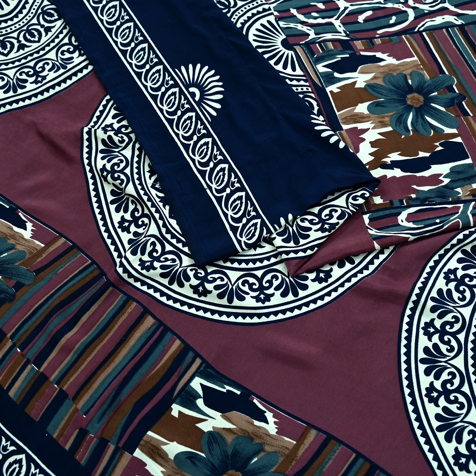 Vintage Sari Pink & Blue Moss Crepe Printed Sarees Craft Fabric 5yd Sewing Soft
