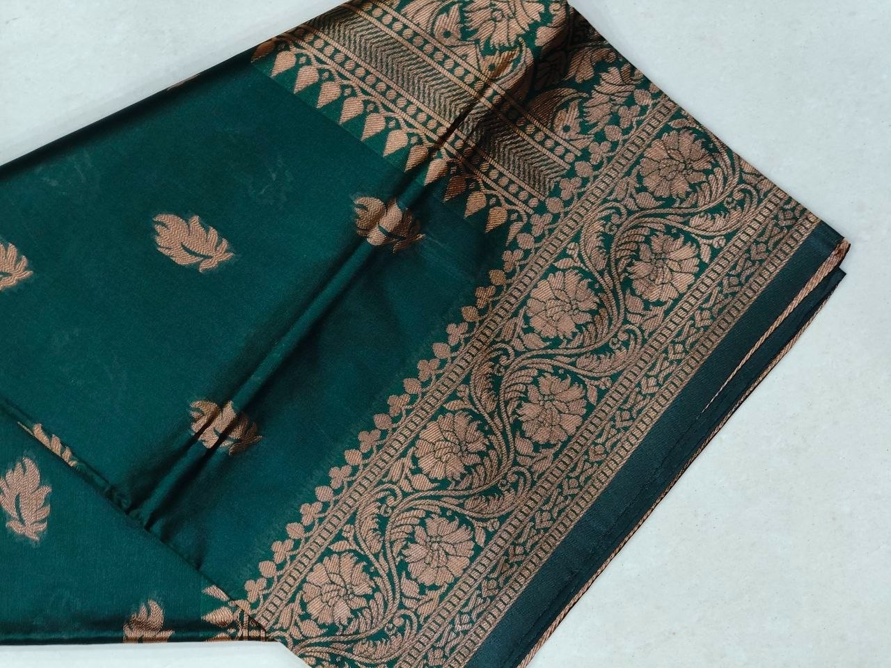 Wedding Wear Green Lichi Silk Saree with Golden Jacquard Pallu & Indian Blouse