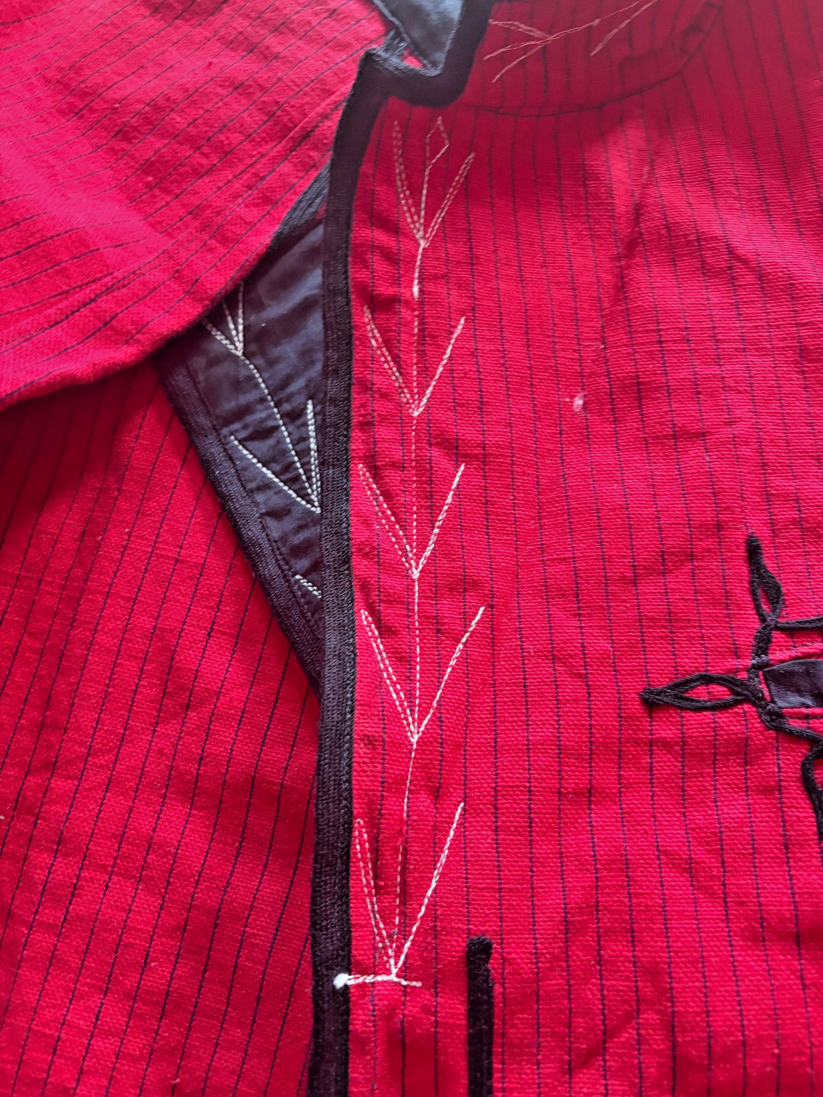 Vintage Guatemalan Red Solola Jacket Hand Woven Embroidered Cotton, Men’s Small