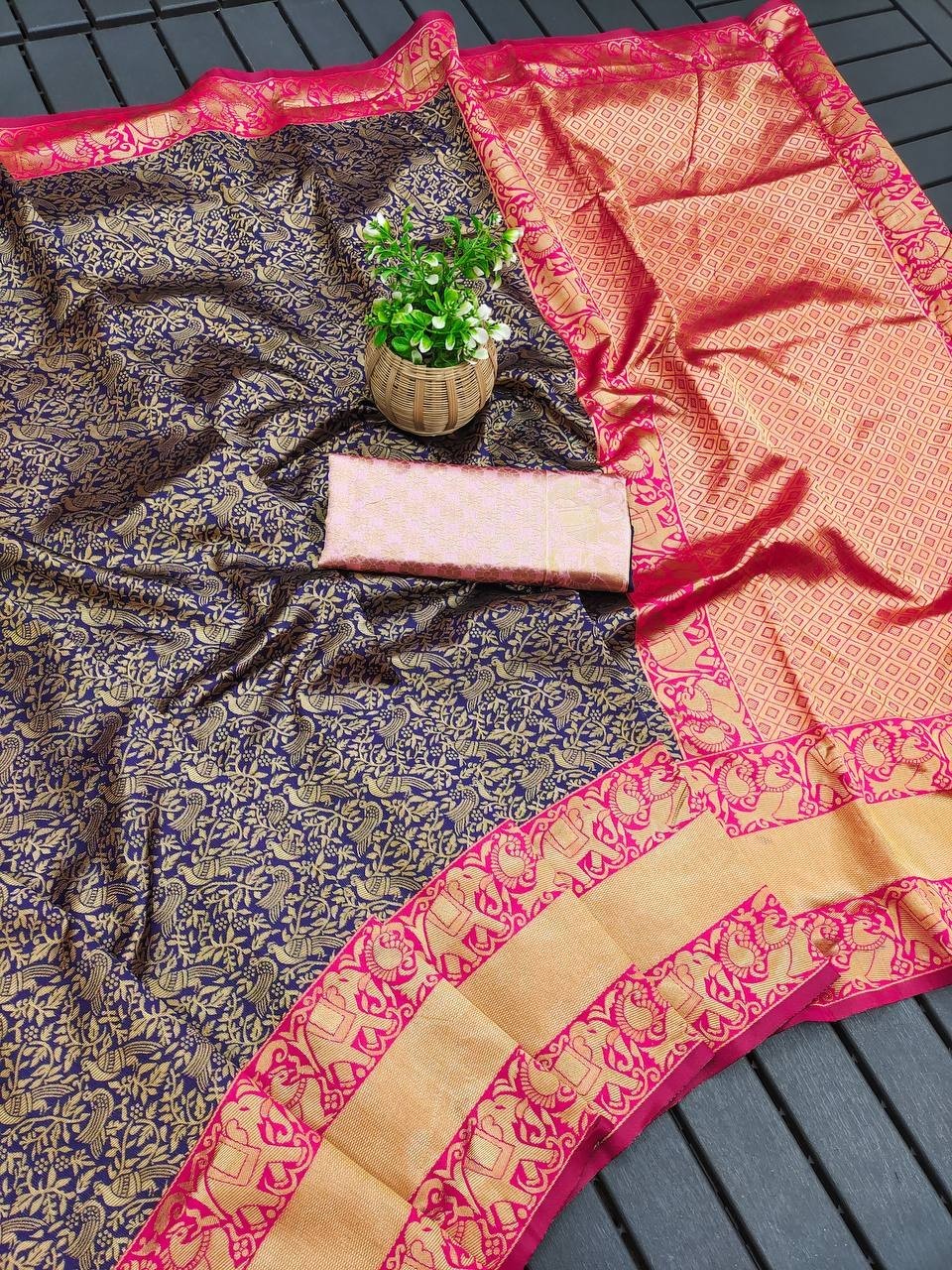 Designer Sari Bollywood Bridal Silk Saree Blouse South Indian Party Wear Saree