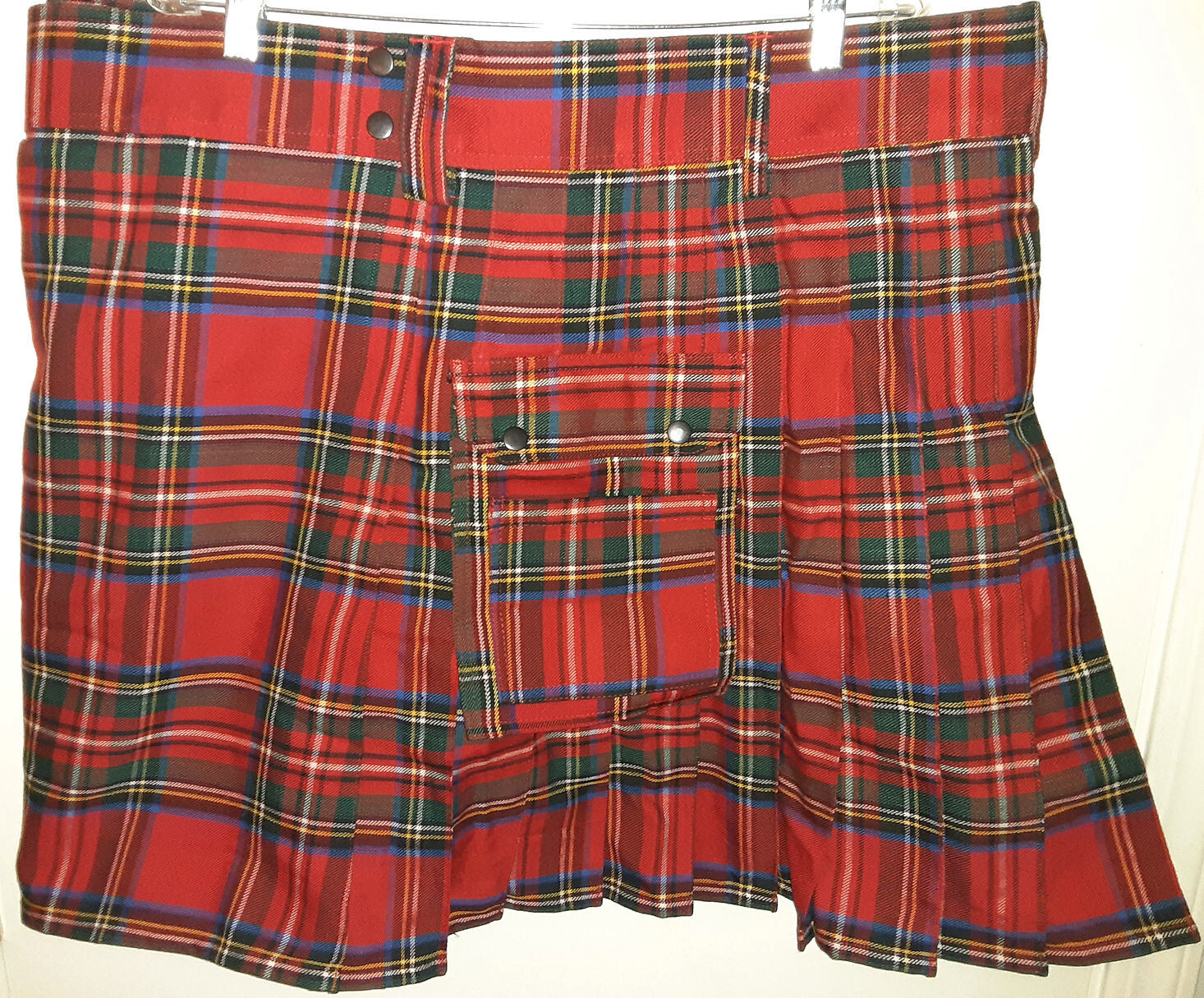 Kilt Unlabeled Red Green Blue Black Yellow White Mens 46″ Waist NWOT