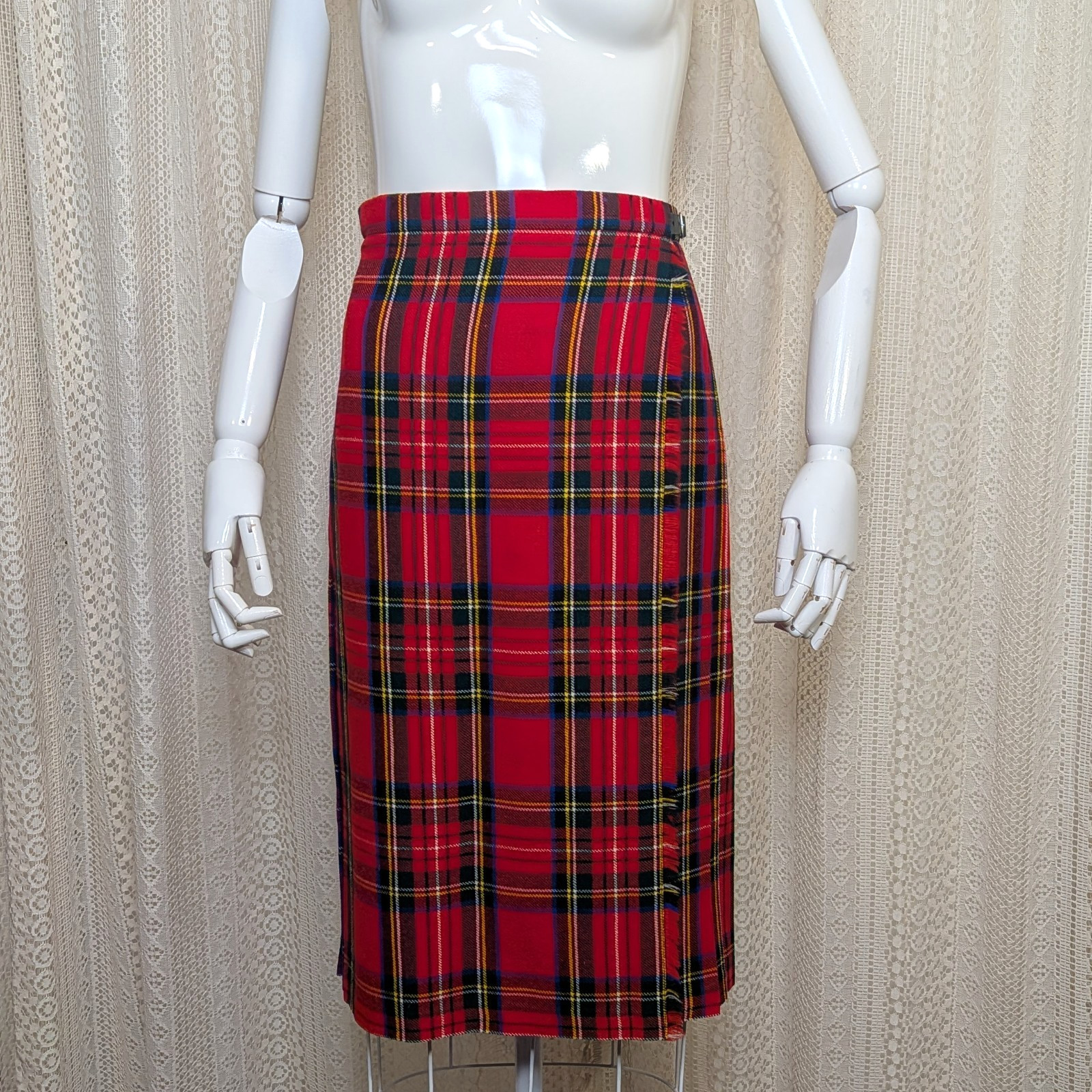 100% Pure New Wool Kilt Royal Stewart Tartan Plaid Skirt Scotland Vtg Sz 12 sz S