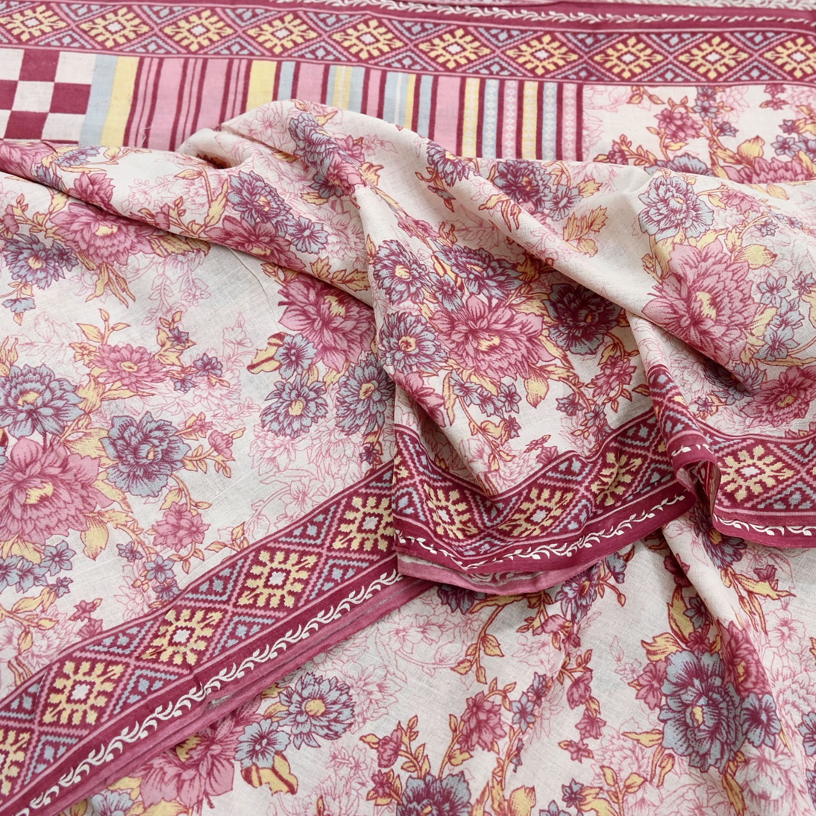 Vintage Sari Ivory & Pink Printed Blend Cotton Saree Craft Fabric 5Yd Soft Sewi