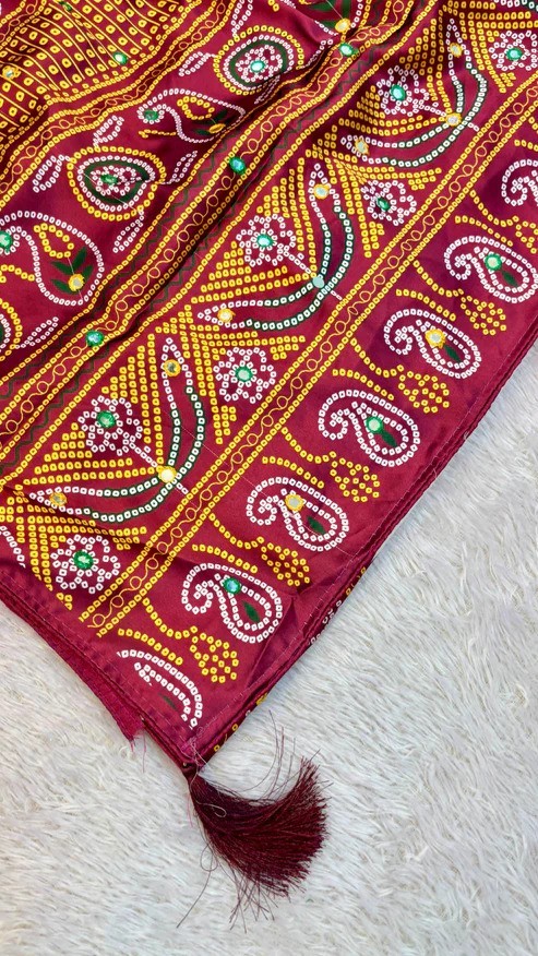 Women White Modal Silk Bandhani Saree Mirror Work With Unstitched Blouse Piece