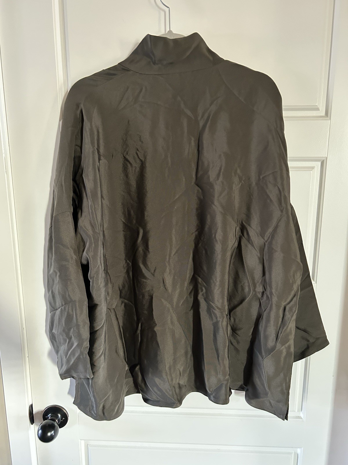 Eskandar Chinese imperial shirt Chinese collar color dark moss size 1 $1750
