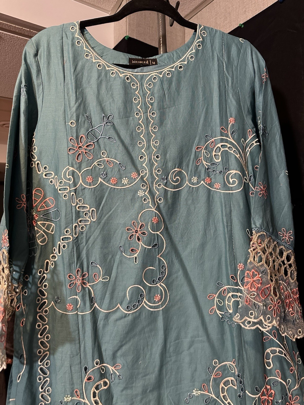 Bin Saeed Beautiful Cutwork Emb 2 Pc Suit-Chiffon Dupatta-M & L- $44 ‼️ Sale